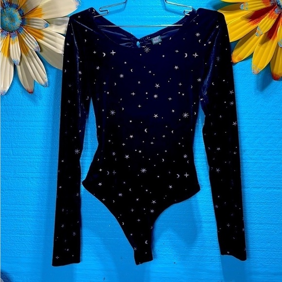 - STARS Moon Black Velour Velvet Galaxy Wild Fable Long Sleeve Open Backโฆ - Picture 6 of 8
